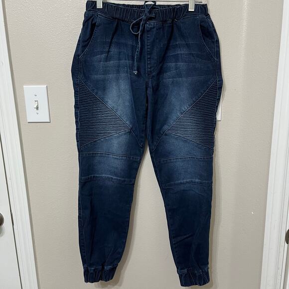 Almost Famous Wimen’s Jogger Denim Jeans Sz Large Elastic/Drawstring Distressed - Picture 2 of 8